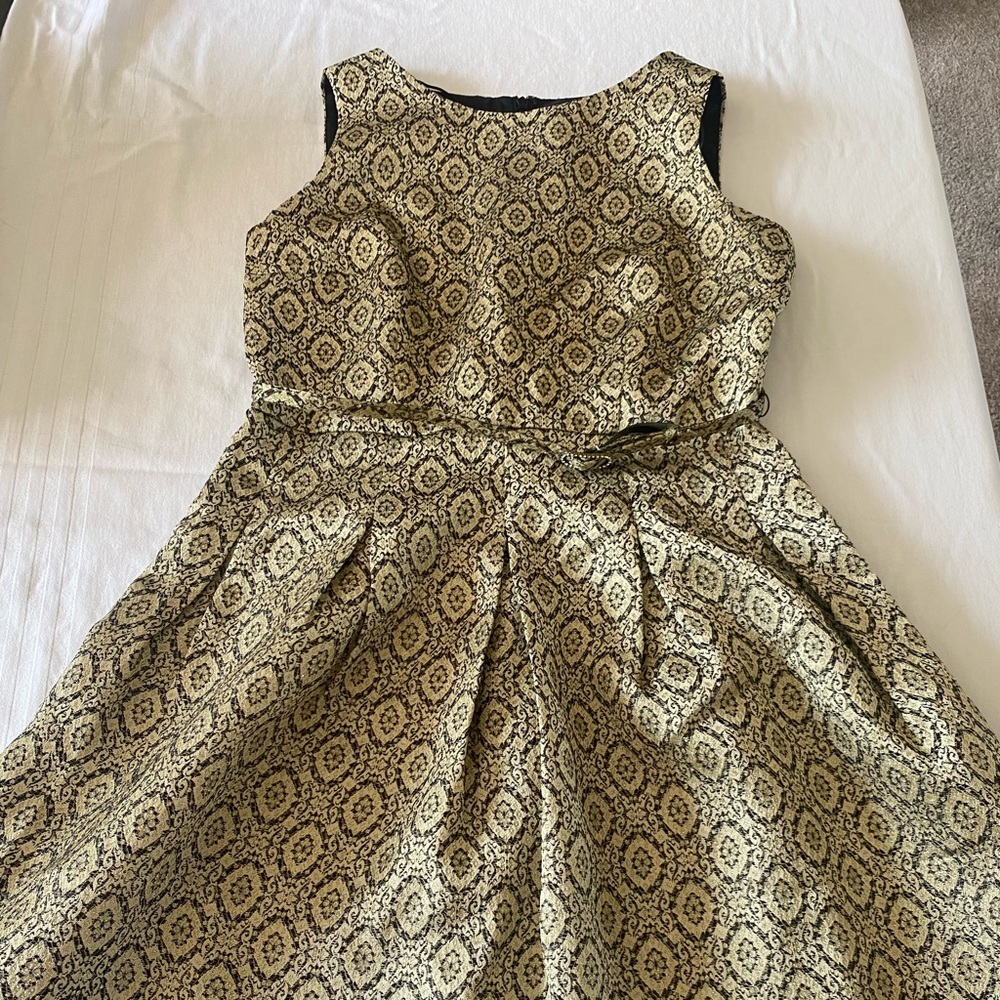 Petite Talbots dress new with tags gold